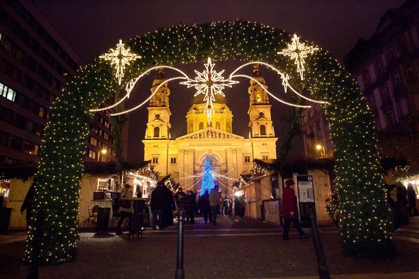 Adventi Ünnep a Bazilikánál