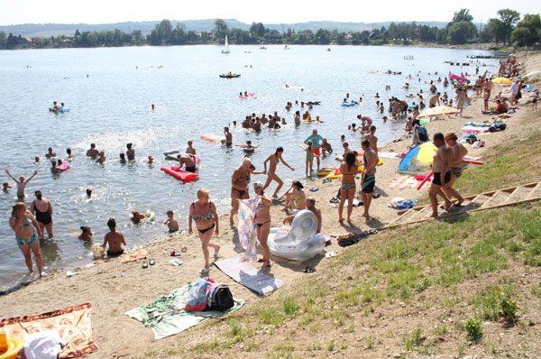 Ide vidd strandolni a gyereket! - 15 kevésbé ismert tó az országban, ami a kisgyerekes családok kedvence