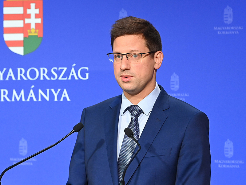 Gulyás Gergely: Ennyi lehet egy pedagógus átlagbére 2025-re - Jelentős pedagógusbér-emeléssel számol a kormány