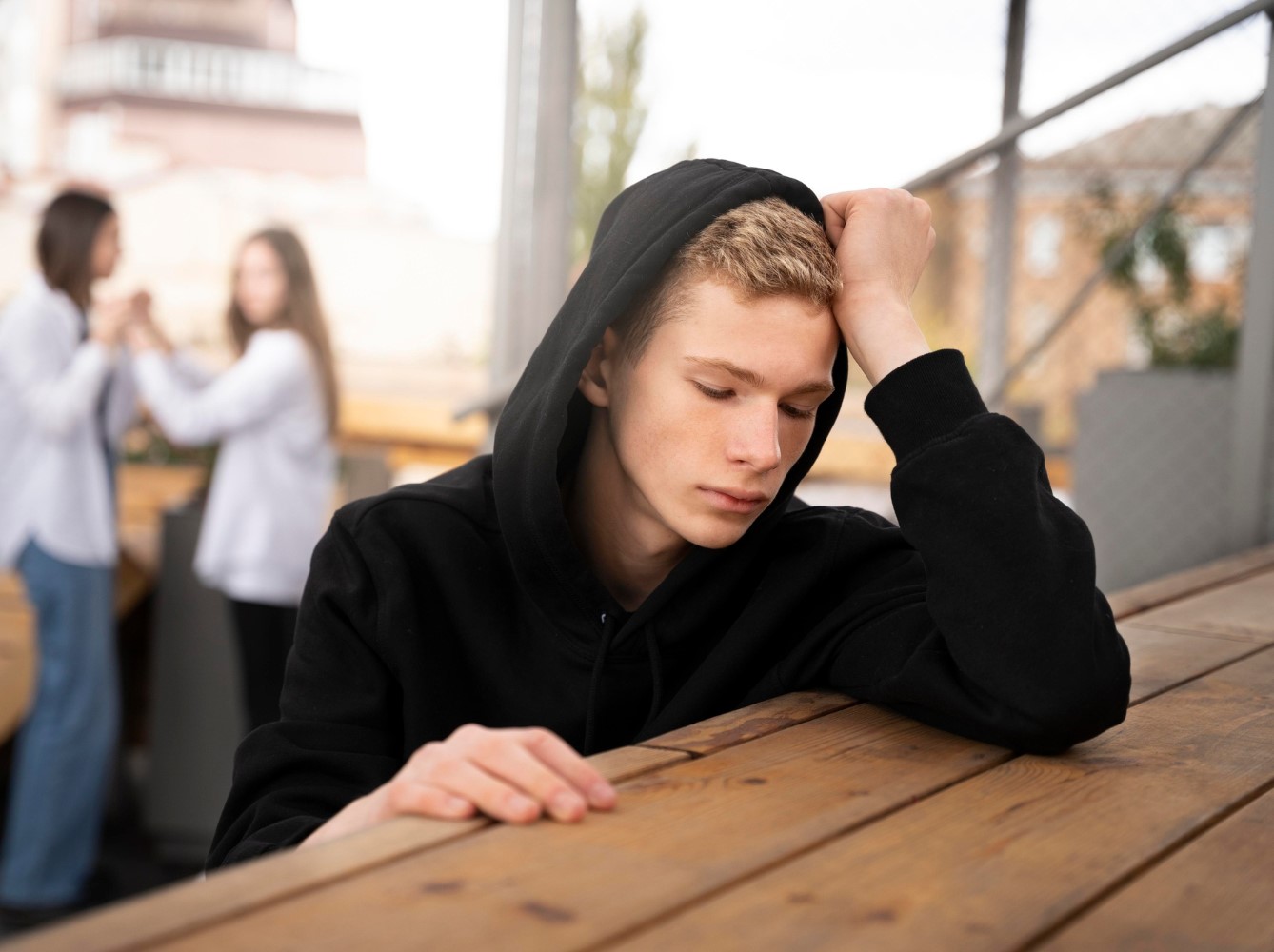 Kamaszok szülei figyeljetek oda! - Brutálisan nő a függőséggel, depresszióval, alvászavarral küzdő tinédzserek száma