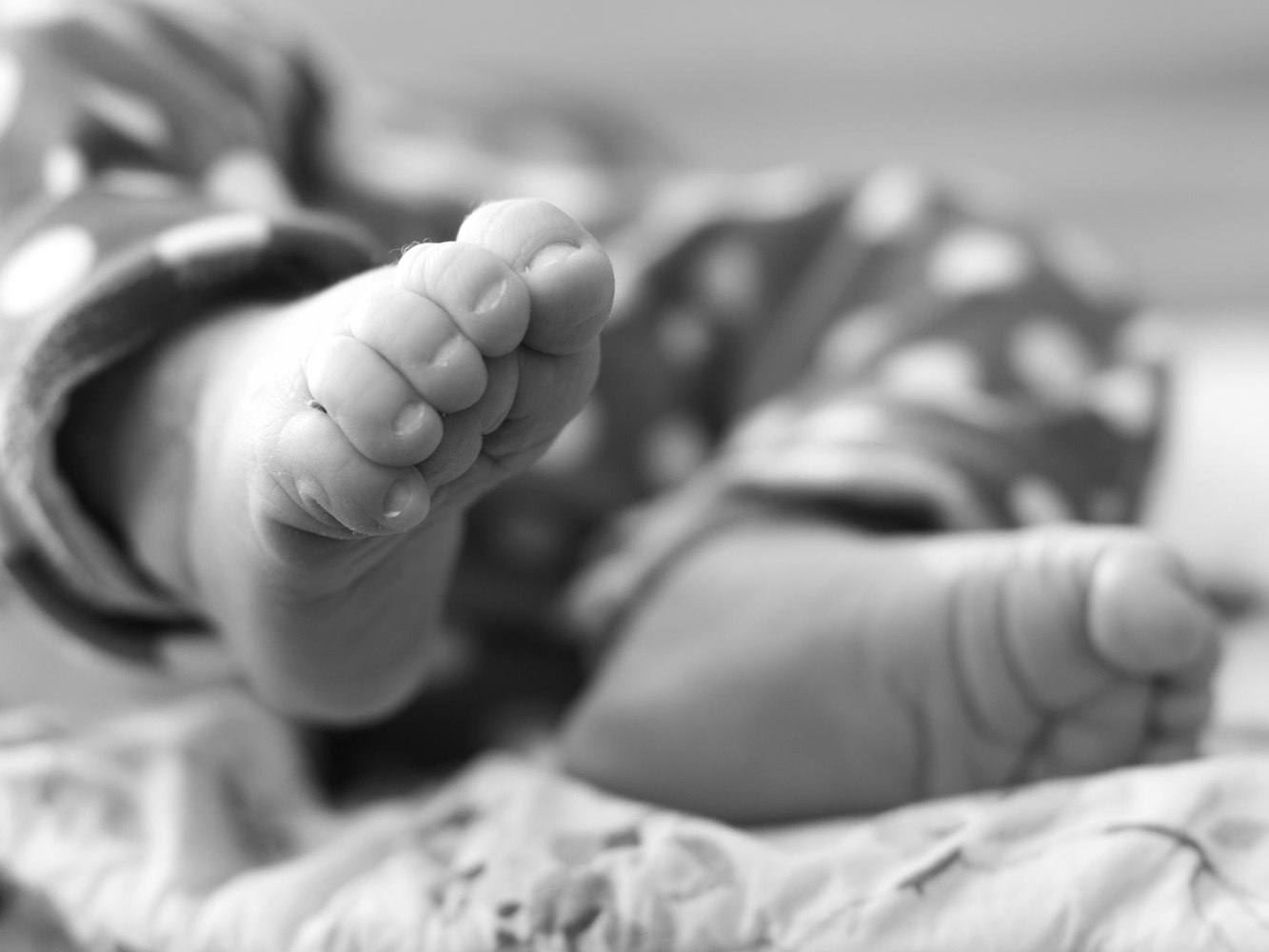 Tragédia: Orvosi mulasztás miatt halhatott meg a 6 hónapos baba - A szülők hiába szóltak, hogy túl gyorsan ver a szíve